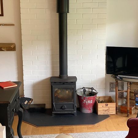 'The Den' Self Contained One Bedroom Annexe. 스톡브리지 외부 사진